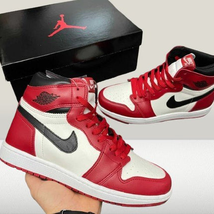 Jordan 1 Chicago Red Sneakers